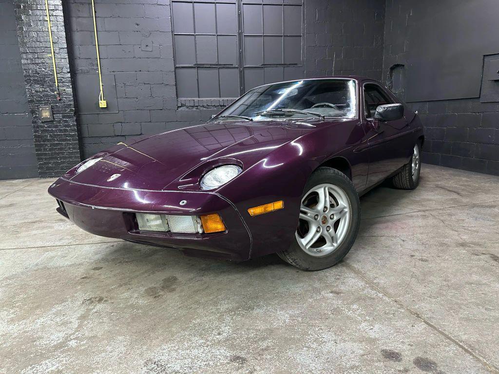 used 1982 Porsche 928 car, priced at $7,995