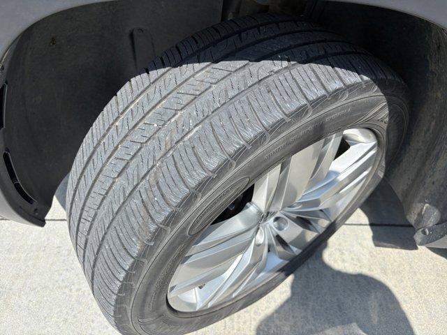 used 2019 Volkswagen Atlas car, priced at $16,499