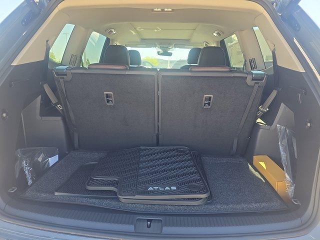 new 2025 Volkswagen Atlas car, priced at $47,494