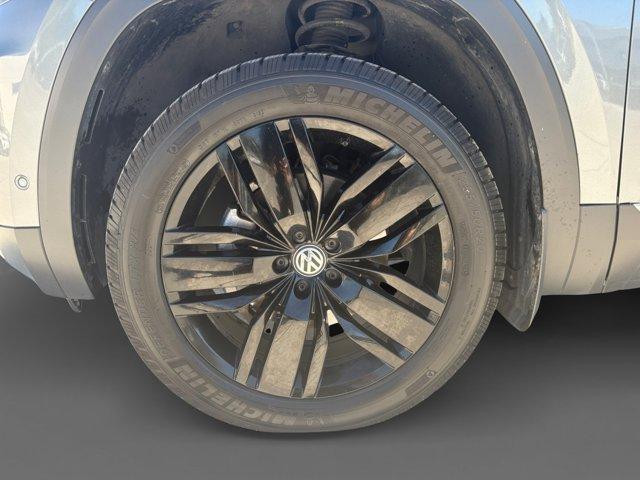 used 2019 Volkswagen Atlas car, priced at $23,998