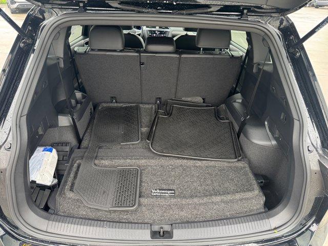used 2023 Volkswagen Tiguan car