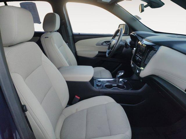 used 2023 Chevrolet Traverse car, priced at $31,900