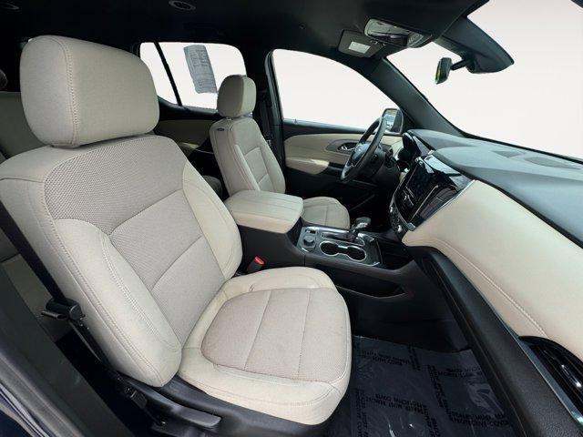used 2023 Chevrolet Traverse car, priced at $30,000