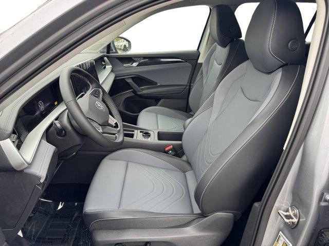 new 2025 Volkswagen Tiguan car, priced at $36,176