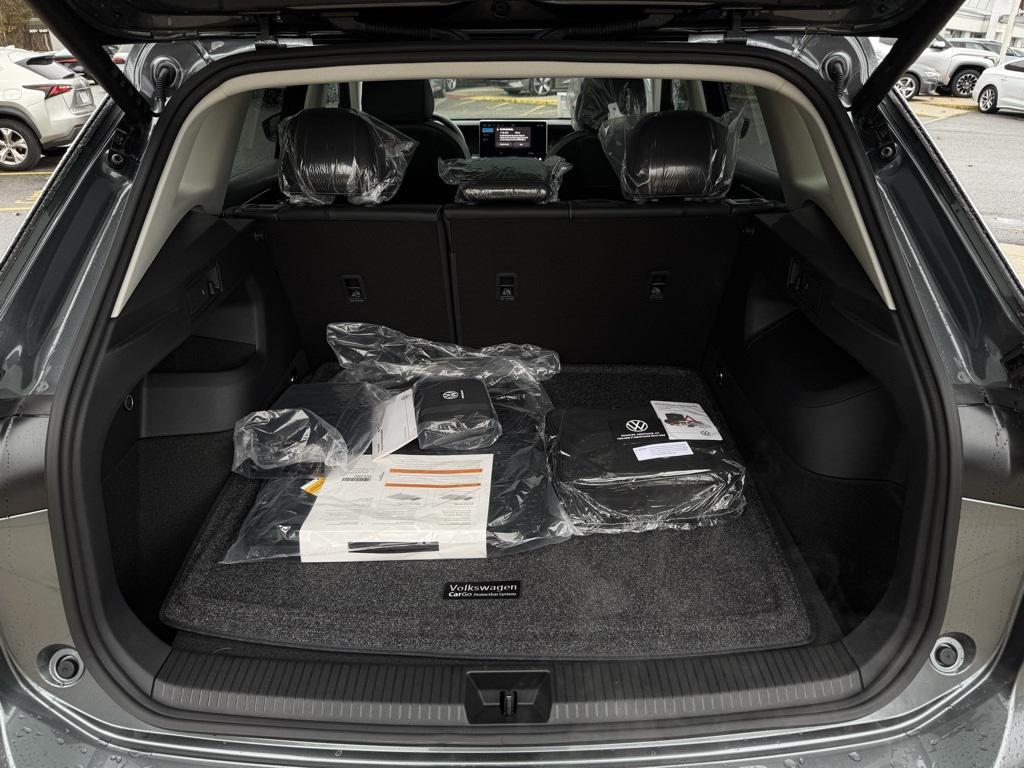 new 2025 Volkswagen Tiguan car, priced at $37,982