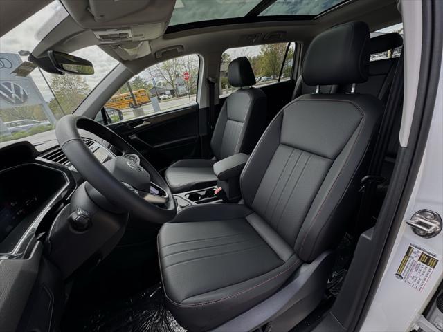 new 2024 Volkswagen Tiguan car, priced at $35,756