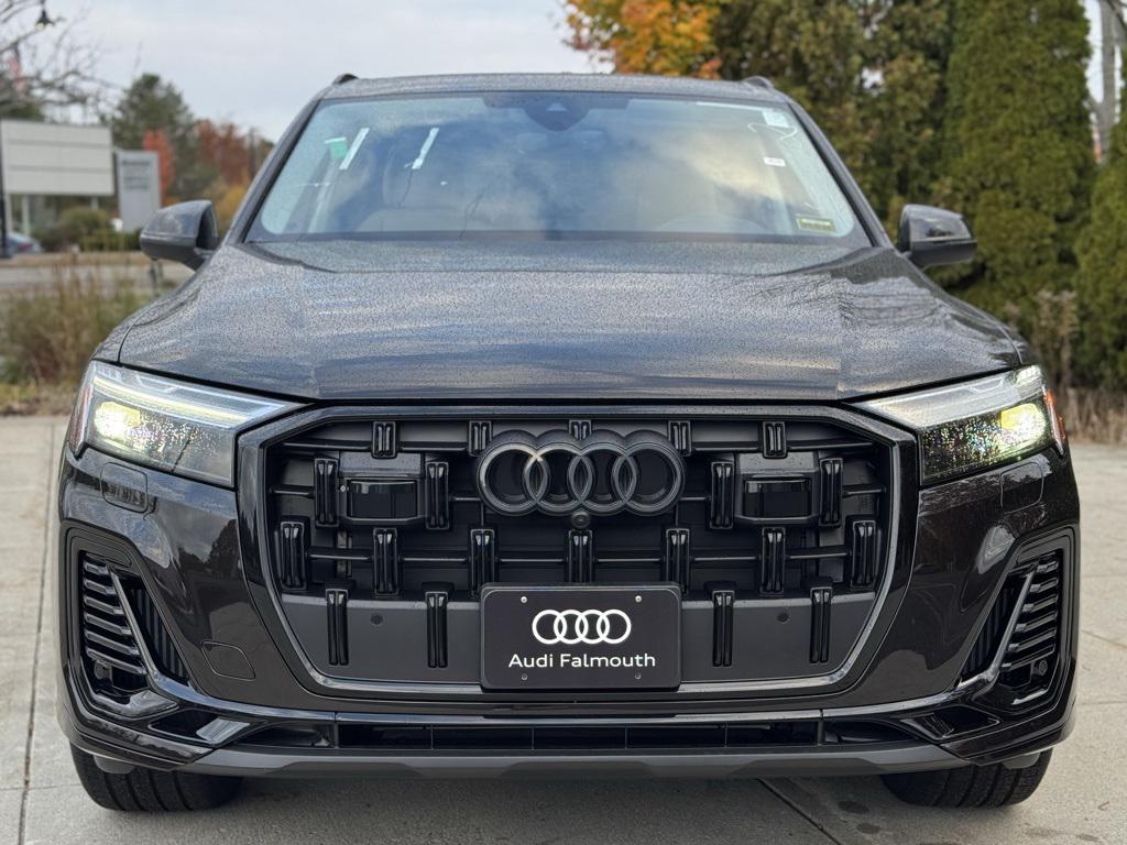 new 2026 Audi Q7 car, priced at $78,445
