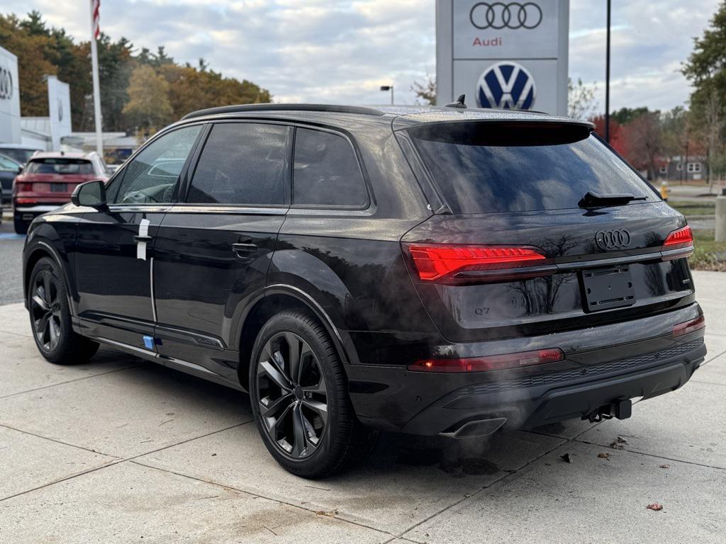 new 2026 Audi Q7 car, priced at $78,445