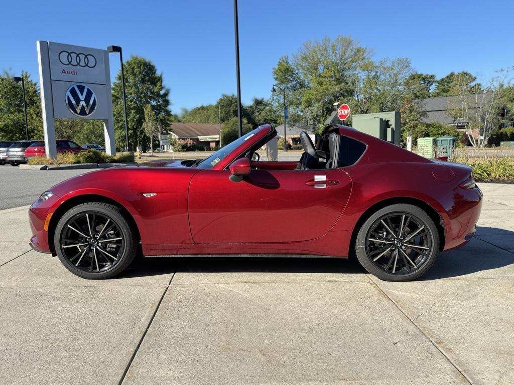 new 2025 Mazda MX-5 Miata RF car, priced at $41,065
