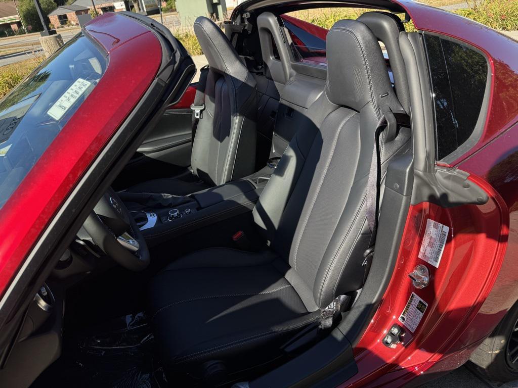new 2025 Mazda MX-5 Miata RF car, priced at $41,065