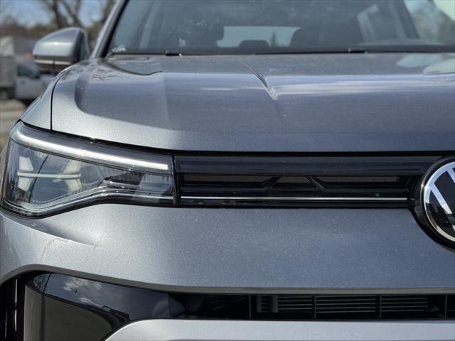 new 2025 Volkswagen Taos car, priced at $33,306