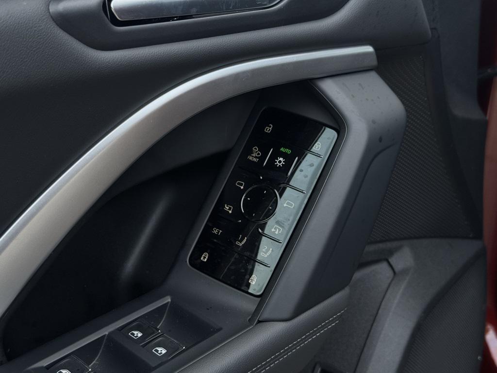 new 2025 Audi Q5 car, priced at $60,330