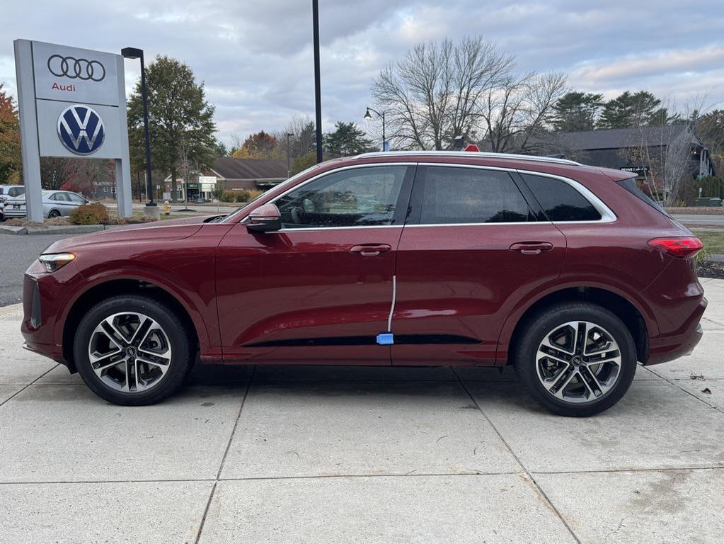 new 2025 Audi Q5 car, priced at $60,330