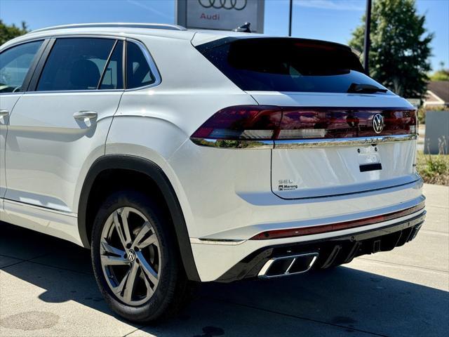 new 2024 Volkswagen Atlas Cross Sport car, priced at $52,396