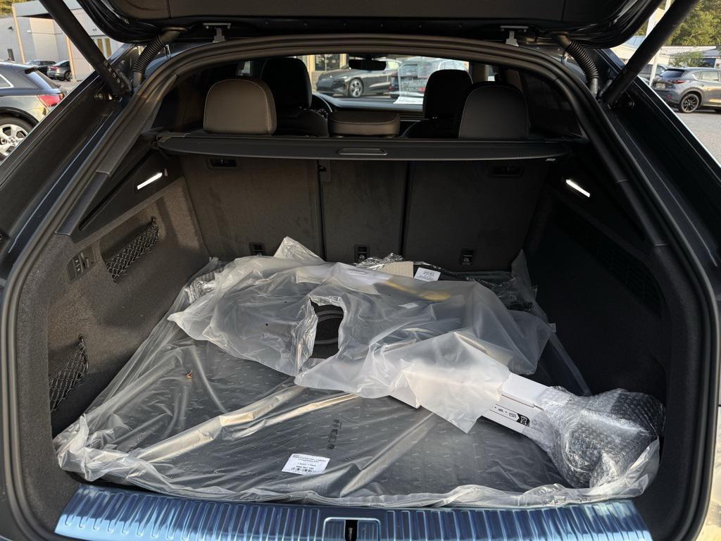 new 2025 Audi Q8 car, priced at $86,845