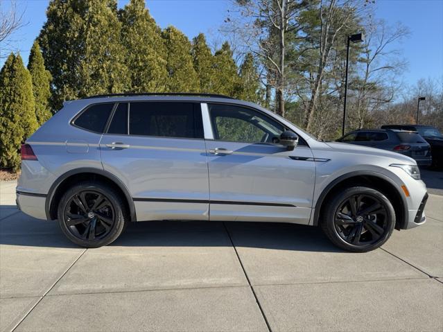 new 2024 Volkswagen Tiguan car, priced at $38,084