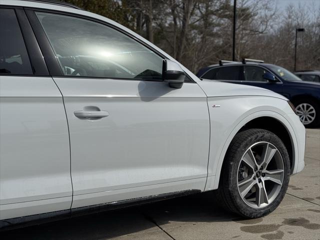 new 2025 Audi Q5 car, priced at $53,780