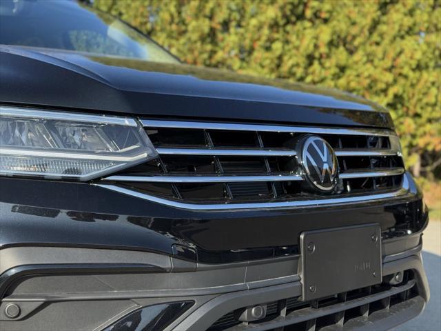 new 2024 Volkswagen Tiguan car, priced at $35,084