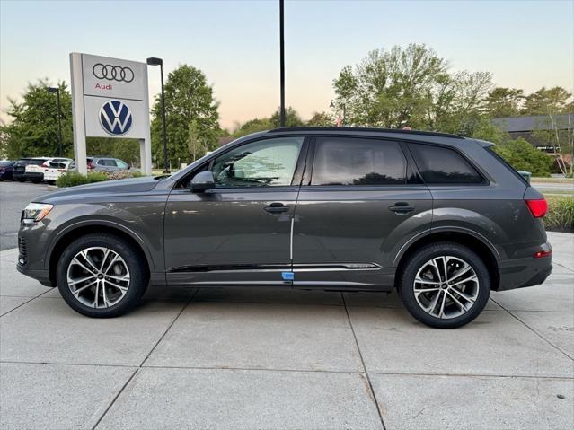 new 2025 Audi Q7 car, priced at $64,920