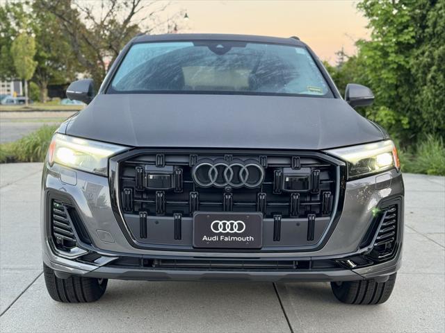 new 2025 Audi Q7 car, priced at $64,920