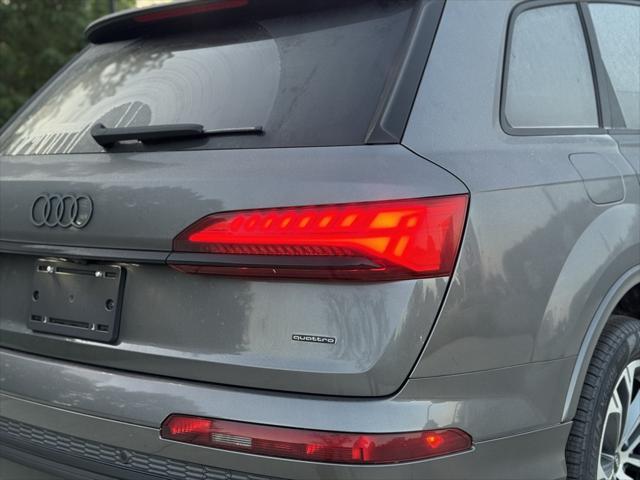 new 2025 Audi Q7 car, priced at $64,920