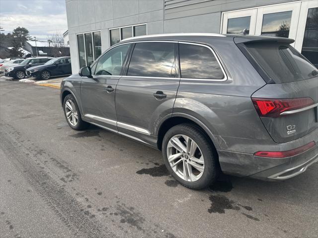 used 2022 Audi Q7 car, priced at $46,888