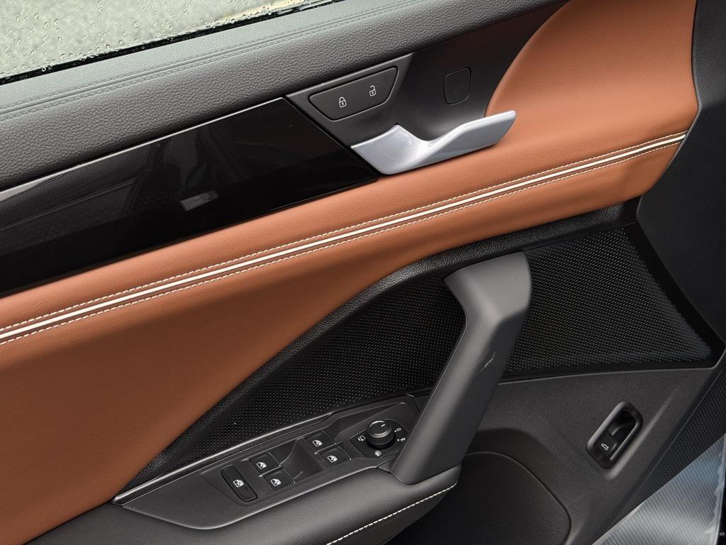 new 2026 Volkswagen Tiguan car, priced at $44,460