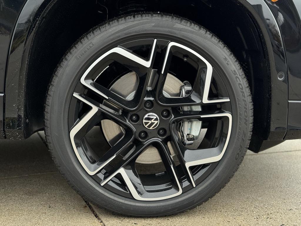new 2026 Volkswagen Tiguan car, priced at $44,460