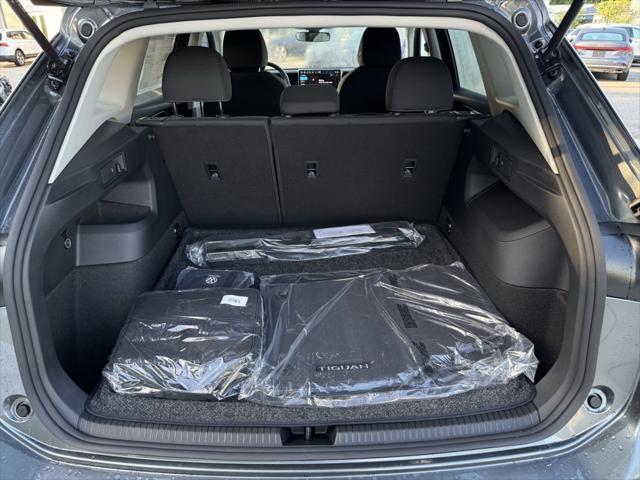 new 2025 Volkswagen Tiguan car, priced at $32,826