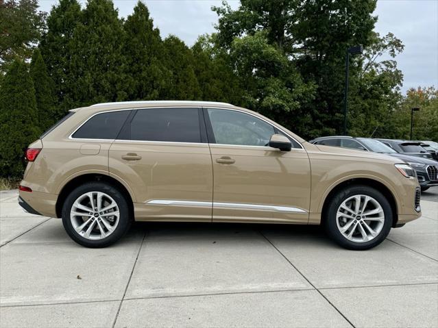 new 2025 Audi Q7 car, priced at $75,415