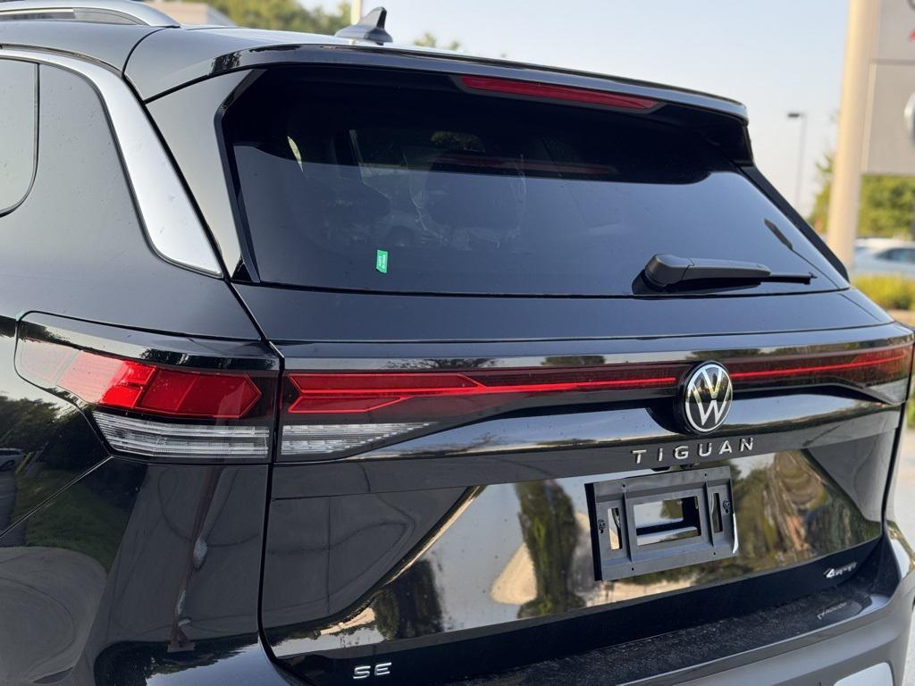 new 2025 Volkswagen Tiguan car, priced at $36,826