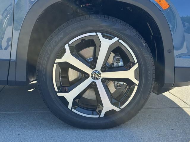new 2025 Volkswagen Tiguan car, priced at $36,985