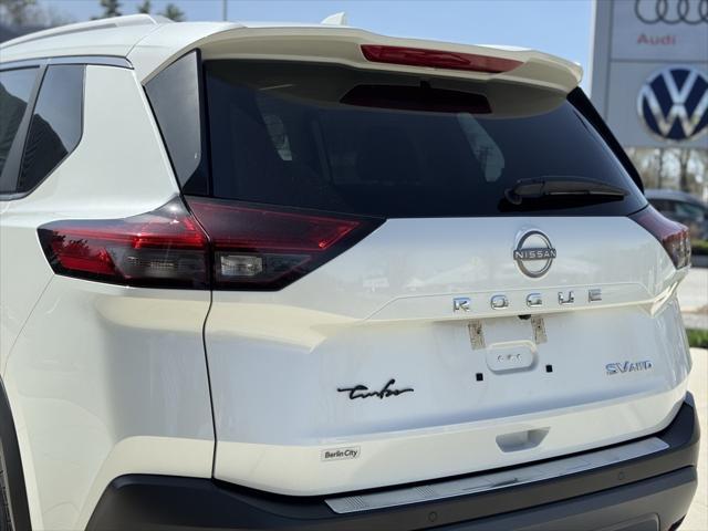 used 2022 Nissan Rogue car, priced at $25,247