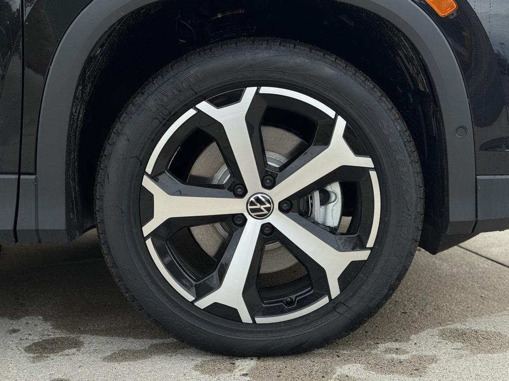 new 2025 Volkswagen Tiguan car, priced at $36,377