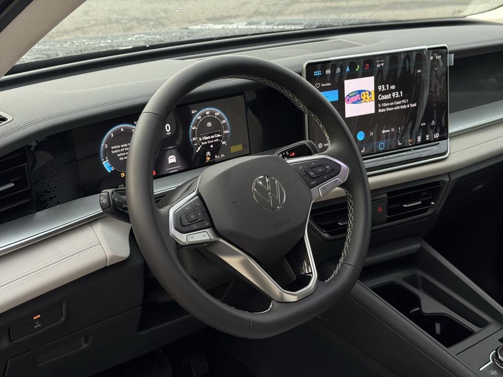 new 2025 Volkswagen Tiguan car, priced at $36,377