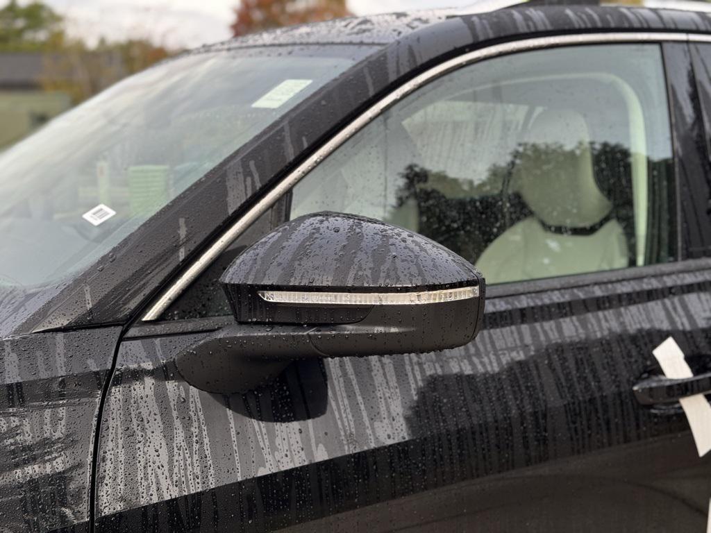 new 2025 Volkswagen Tiguan car, priced at $36,377