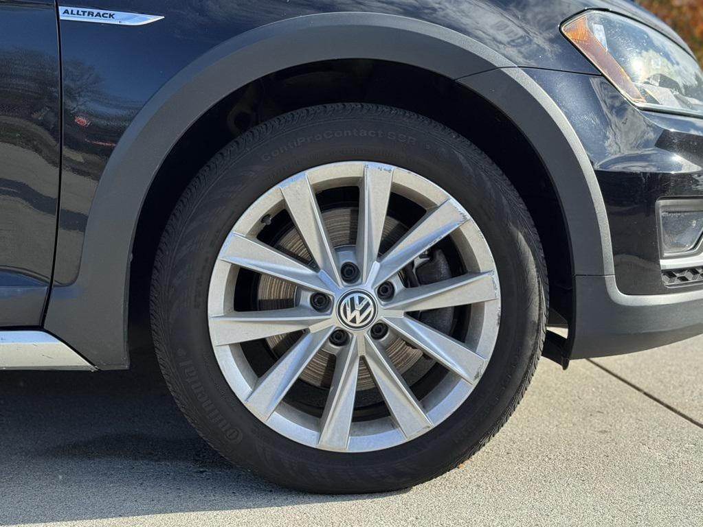 used 2017 Volkswagen Golf Alltrack car, priced at $15,420