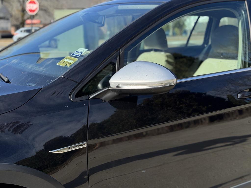 used 2017 Volkswagen Golf Alltrack car, priced at $15,420