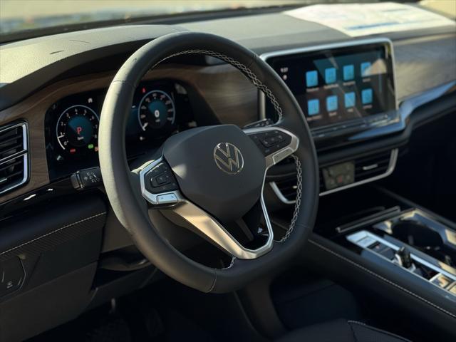 new 2024 Volkswagen Atlas car, priced at $47,602