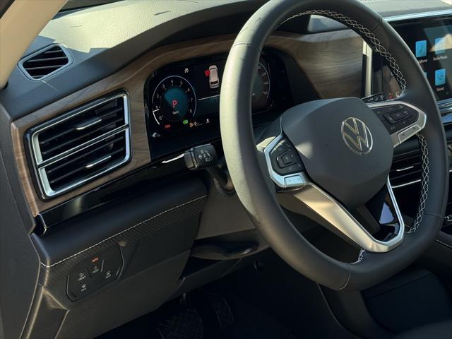 new 2024 Volkswagen Atlas car, priced at $47,602