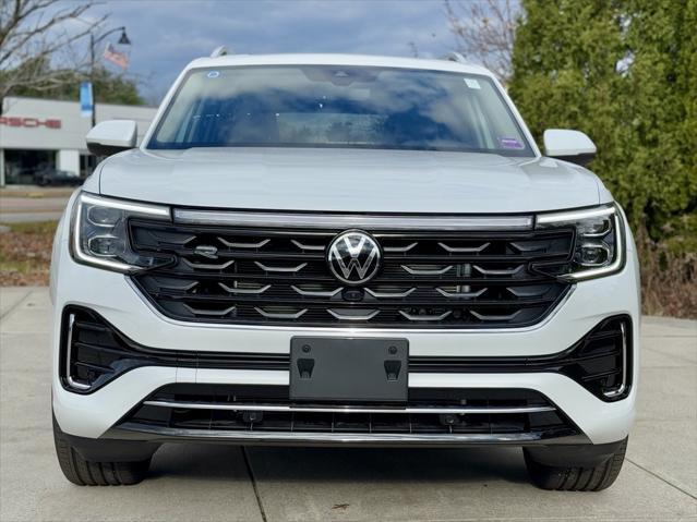 new 2025 Volkswagen Atlas car, priced at $56,591