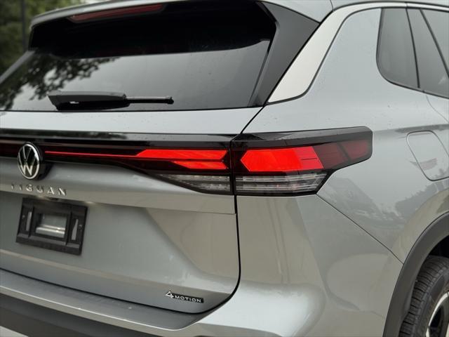 new 2025 Volkswagen Tiguan car, priced at $36,826