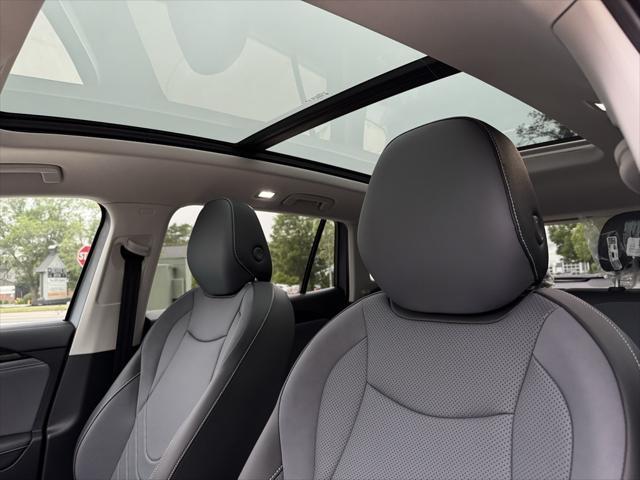 new 2025 Volkswagen Tiguan car, priced at $36,826