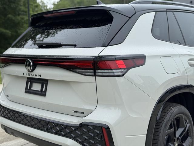 new 2025 Volkswagen Tiguan car, priced at $39,181