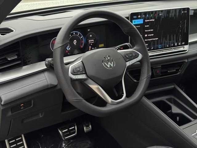 new 2025 Volkswagen Tiguan car, priced at $39,181