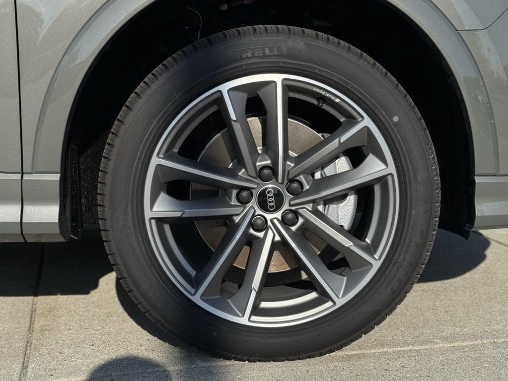 new 2025 Audi Q3 car, priced at $46,110