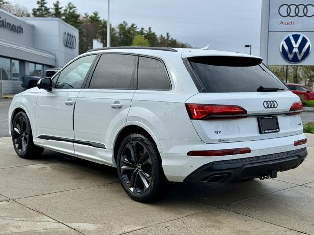 new 2025 Audi Q7 car, priced at $77,805