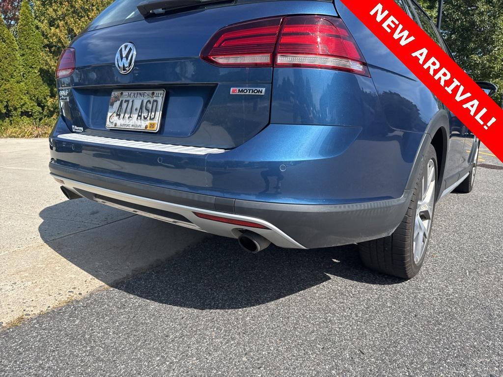 used 2019 Volkswagen Golf Alltrack car, priced at $21,730