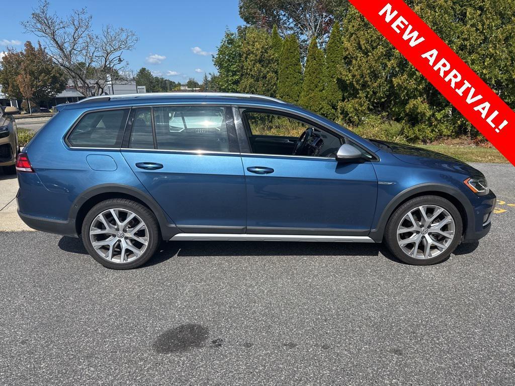 used 2019 Volkswagen Golf Alltrack car, priced at $21,730