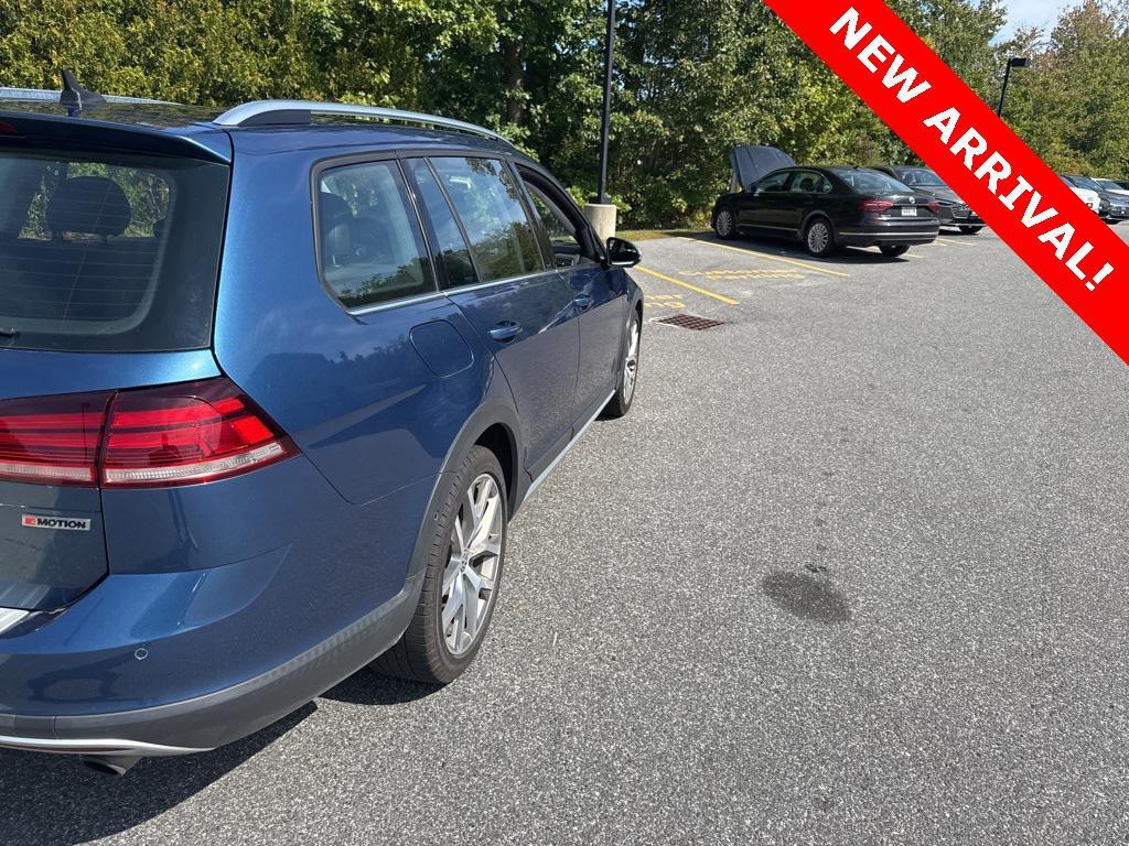 used 2019 Volkswagen Golf Alltrack car, priced at $21,730